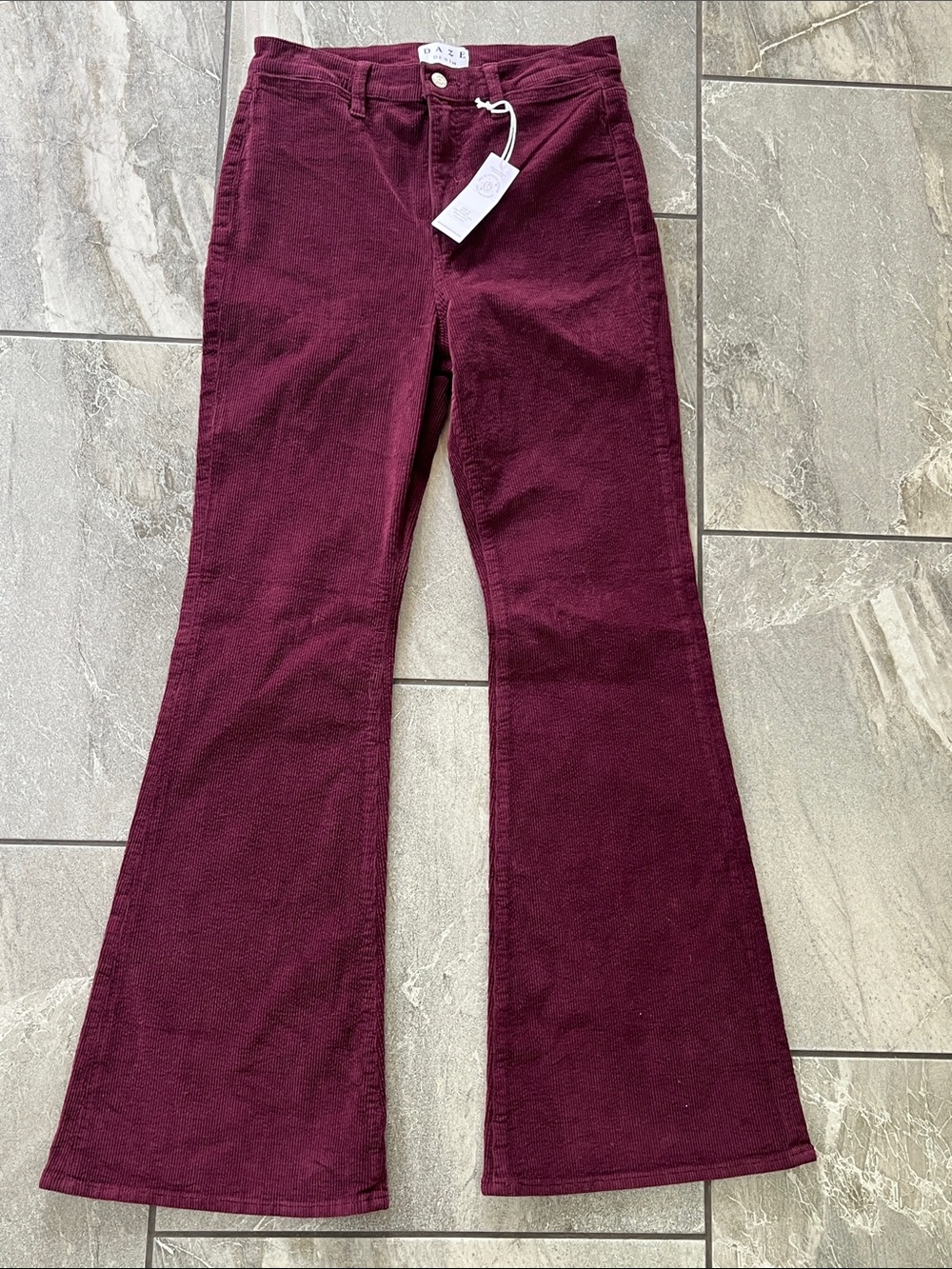 🤍 NWT Daze Denim Sunset Flare High Rise Corduroy Jeans Size 27 Wine
